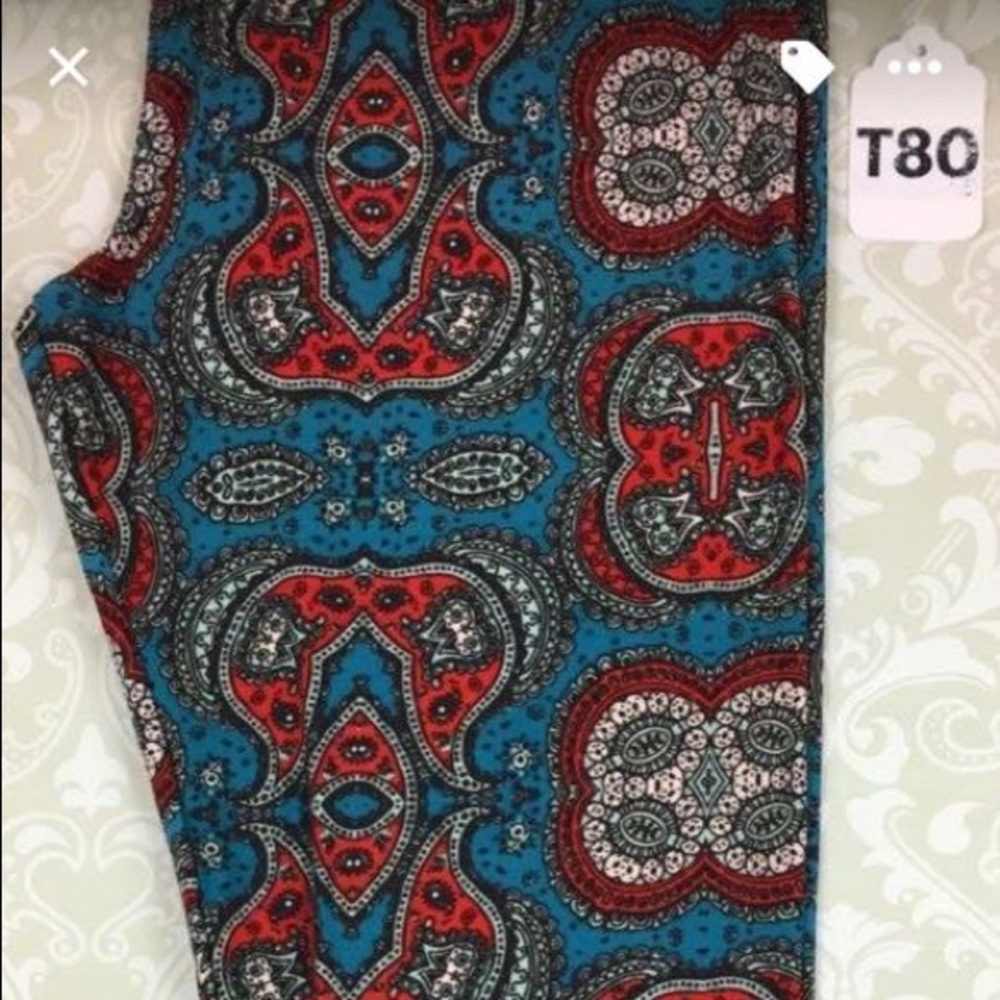 LuLaRoe Vibrant Red and Blue Leggings